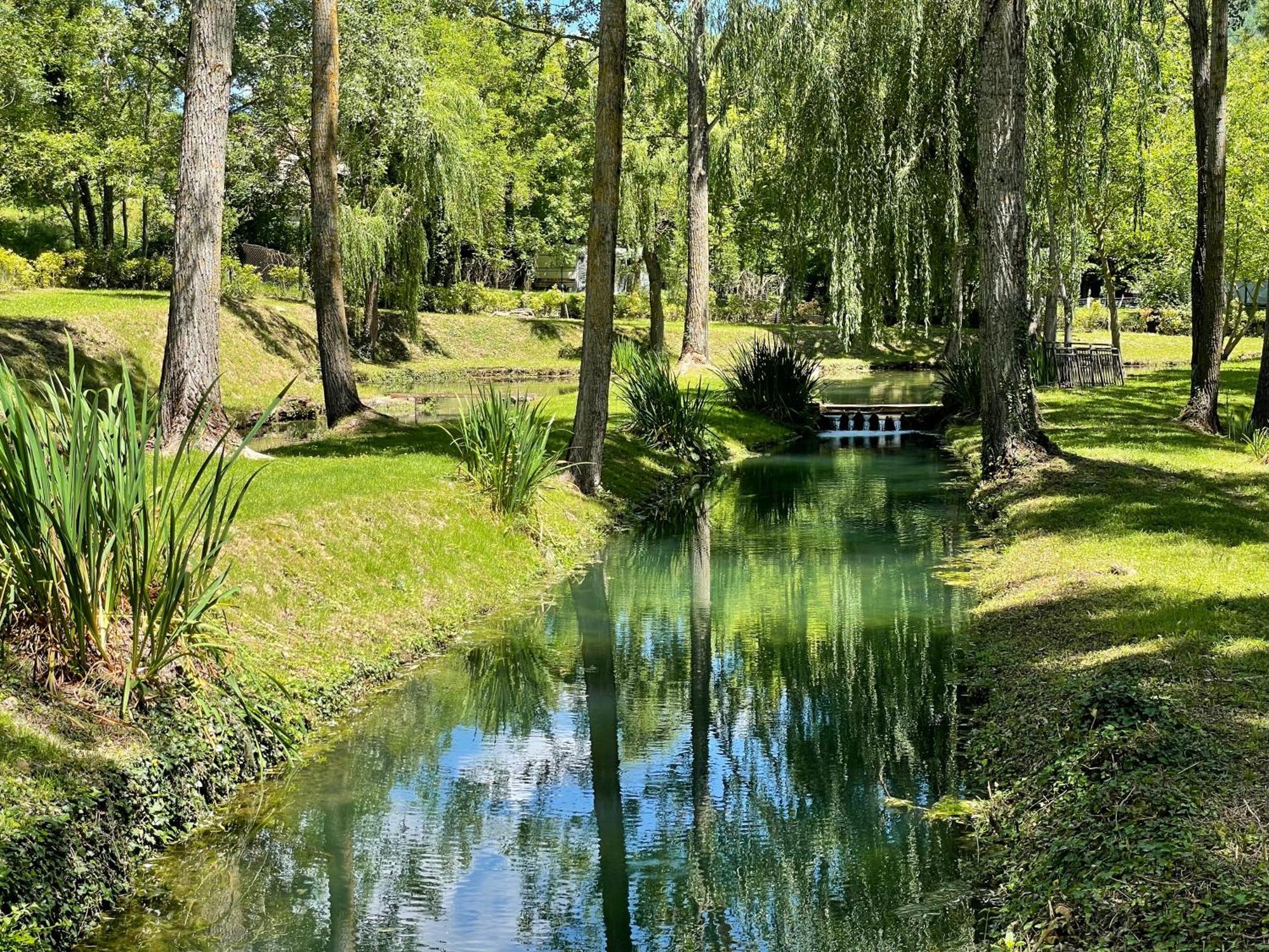Готель Les Terrasses Du Durzon Nant Екстер'єр фото